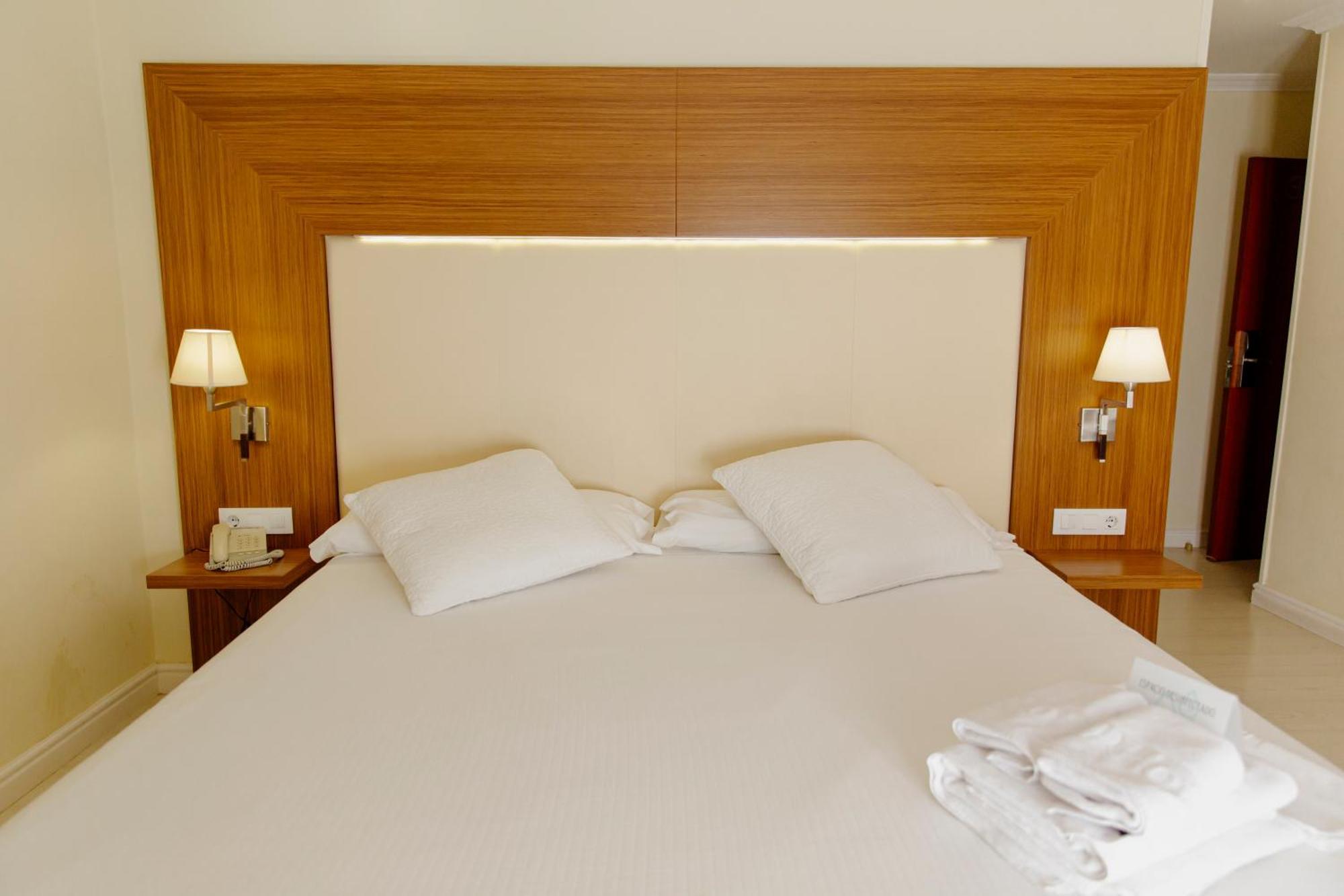 Hotel Mr Costa Blanca 데니아 외부 사진