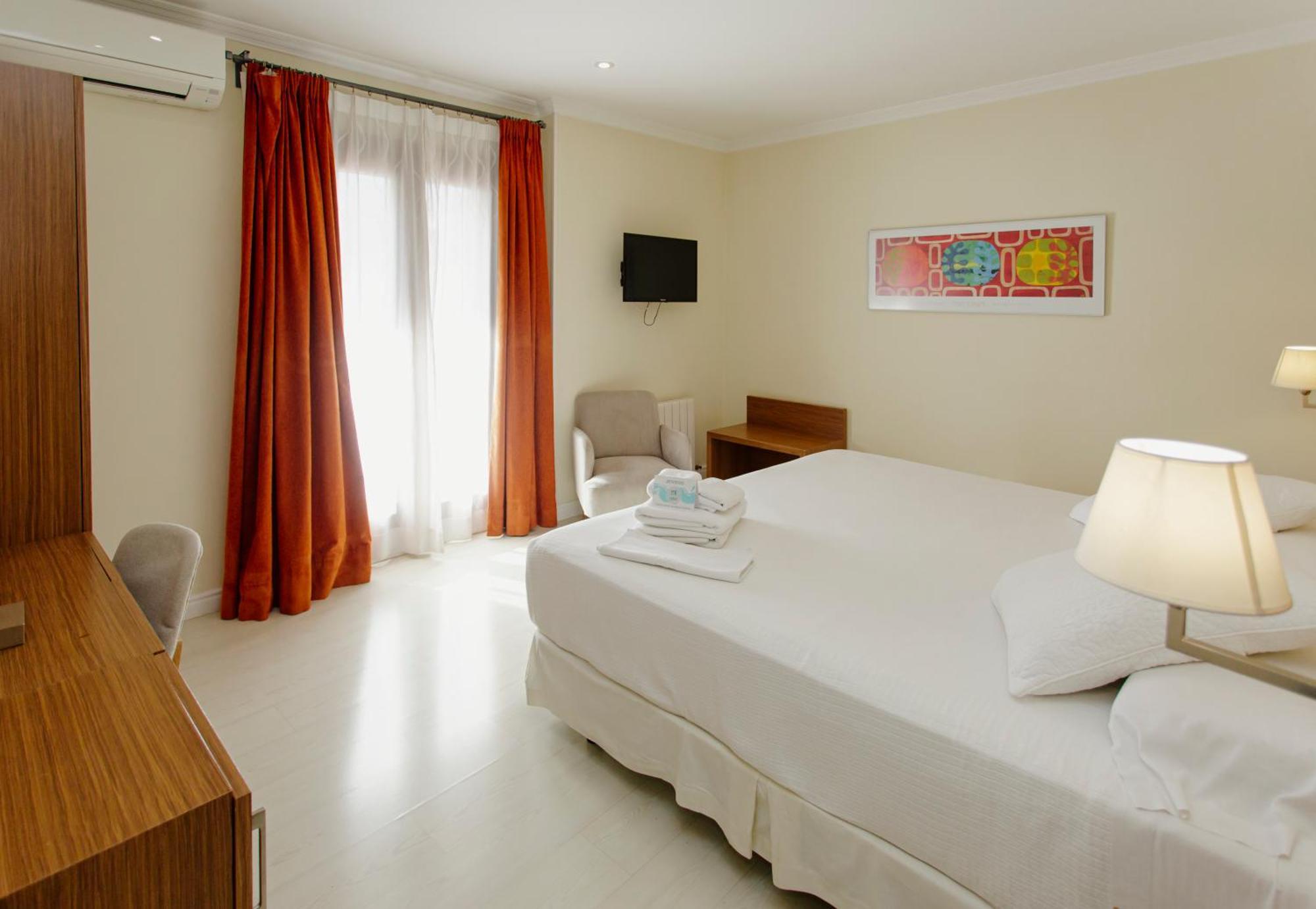 Hotel Mr Costa Blanca 데니아 외부 사진